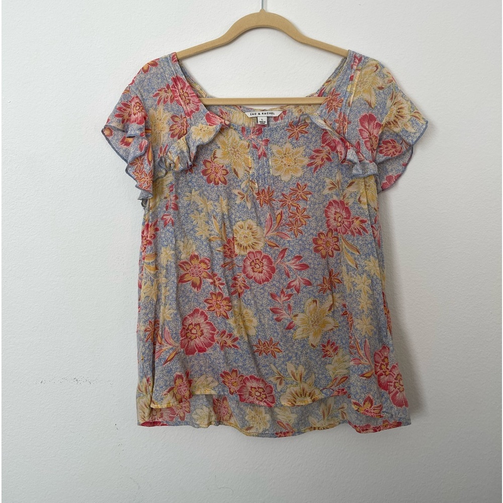Zac & Rachel Size L Short Sleeve Floral Blouse w/ Ruffles on Sleeves
